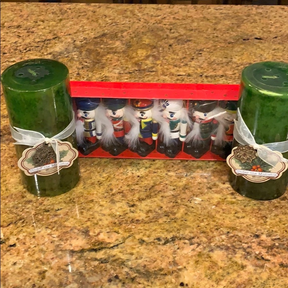 Candles & Nutcracker Ornament Set
